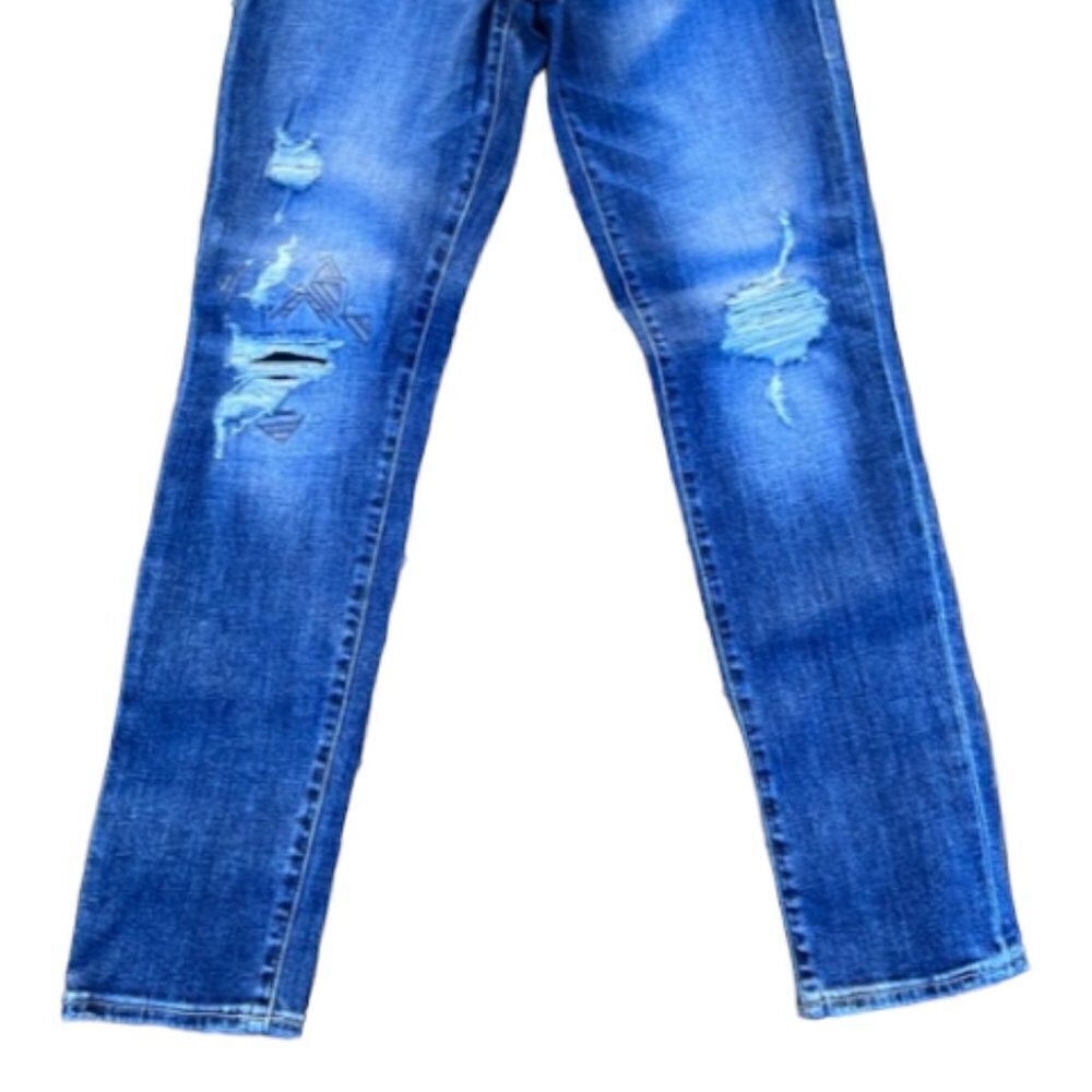 Rock & Republic EUC Skinny Jean Women's Blue Distressed  Embroidered Size 6 - Picture 2 of 16